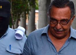 El expresidente de ANDA, Carlos Augusto Perla, quien fue condenado a 15  años tras comprobársele que se apropió de fondos públicos y asociaciones  ilícitas ha completado su pena, informó el Juzgado 1°