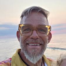 Curt Lesnick updated his profile picture.