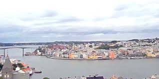Other sights in the area include klippfiskkjerringa statue. Webcam Kristiansund Online Stream Kristiansund