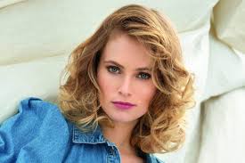 Comment bien choisir sa coupe de cheveux. Quelle Coupe Choisir Selon Mon Visage Mes Cheveux Et Mon Age