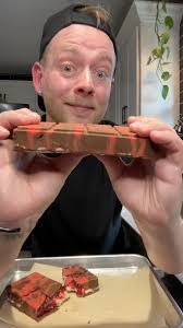 Strawberry Cheesecake Chocolate Bar