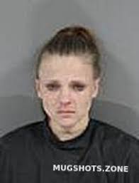 Amanda Molitor's Instagram, Twitter & Facebook