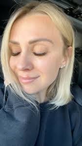 Julie Bitner's Instagram, Twitter & Facebook