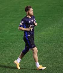 أجرى الفريق الكروي الأول بنادي الهلال اليوم الأربعاء مرانه الرئيس؛ استعدادًا لمواجهة ضيفه الرائد يوم الجمعة المقبل ضمن لقاءات الجولة الثانية والعشرين من دوري كأس الأمير محمد. ÙƒÙˆÙŠÙ„Ø§Ø± ÙŠØ¹Ù„Ù† Ø¬Ø§Ù‡Ø²ÙŠØªÙ‡ Ù„Ù…ÙˆØ§Ø¬Ù‡Ø© Ø§Ù„Ø±Ø§Ø¦Ø¯
