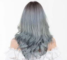 The most common grey hair dye material is cotton. 5 Effective Ways To Dye Hair Grey Without Bleach