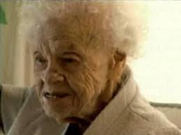 Leona Tuttle's Instagram, Twitter & Facebook