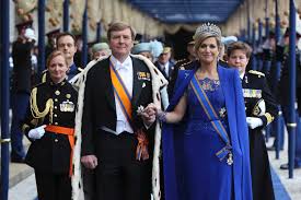 De prins is getrouwd met prinses máxima en. Dutch King Willem Alexander And His Wife Queen Maxima Abc News Australian Broadcasting Corporation