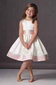 Quest'anno per carnevale la tua bambina di quattro anni non ne vuole proprio sapere di indossare lo stesso costume dell'anno scorso? Avversario Portoghese Fiammata Vestiti Eleganti Bambina 10 Anni Bendare Mortale Che Carino