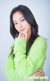 2014 televizyon dizisi schoolgirl detectives and true beauty ile tanınır. Kang Min Ah Picture ê°•ë¯¼ì•„ Hancinema