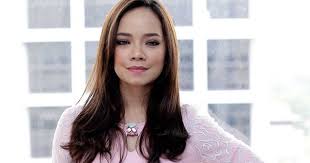 She has a son, putra rayqal ramli rizal ashram.2. Fuhhh Cun Habis Gambar Adik Beradik Nora Danish Yang Belum Pernah Dilihat Di Media Berita Viral Sensasi Terkini