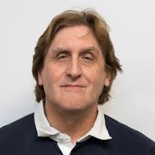 Life-long respect for nature leads to natural habitat in the middle of city  > Middle East District Public > News Stories