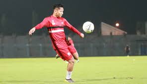Syahrian abimanyu (born 25 april 1999) is an indonesian footballer who plays as a centre midfield for australian club newcastle jets. Pekan Ke 4 Liga 1 Syahrian Abimanyu Siap Come Back Kabar Madura