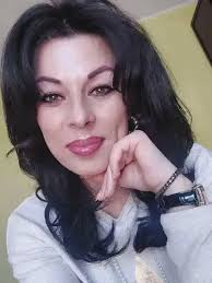 Hi, I want to meet you. Leave me your heart❤️ and I'll write to you 🩷