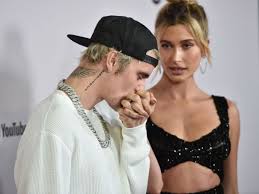 Soon after his mum began posting footage of her son online, he had attracted a. Justin Bieber Hitsong Unter Der Haut Verewigt Partner Tattoo Mit Seiner Hailey Bunte De