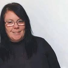 Fundraiser for Rebecca Cunningham by Stephanie Gamble : Help Lizzie  McCartney get the send off she deserves