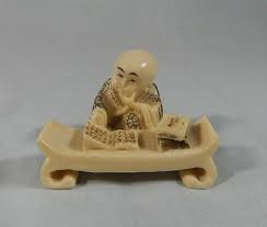 The only antique netsuke gallery in japan since 1991, sagemonoya in tokyo deals exclusively in genuine japanese netsuké, inro, pipecases, ojime, yatate and bokuto. Netsuke Netsuke Book