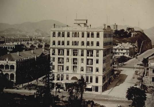 History in Pictures - Birth and Early Growth of the City