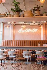 Monatsruckblick August 2018 Fruhstuck In Mary S Coffee Club Und Im Cafe Exponat Burger Am Munchner Hauptbahnhof Feed Me Up Before You Go Go Fruhstucken In Munchen Cafe Munchen Tipps