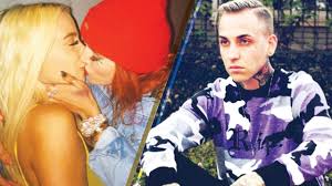 Check spelling or type a new query. Bella Thorne S Ex Blackbear Is Pissed About Her New Girlfriend Youtube