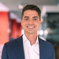 Cameron Bain's Instagram, Twitter & Facebook