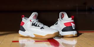 Come experience the damian lillard toyota difference. Adidas Officially Unveils The Adidas D Lillard 2 7 Weartesters