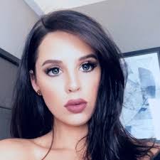 Angela Pagliarulo's Instagram, Twitter & Facebook