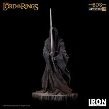 We've recreated the classic ringwraith portrait at the scene of bree, complete with highly detailed fabric folds and textures. Lord Of The Rings Bds Art Scale Statue 1 10 Nazgul 27 Cm By Iron Studios Lord Of The Rings Herr Der Ringe Bunker158 Com