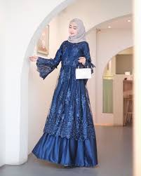 Apa itu warna rambut ash? Glamor Ini 5 Dress Hijab Kondangan Warna Royal Blue Yang Mewah Semua Halaman Cewekbanget
