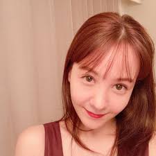 トリンドル玲奈 今日は自分でメイクしました meeth official のベースに 気になるとこはファンデを少し マスカラは fasio official wacoca マスカラ マスカラ カール 目 大きく
