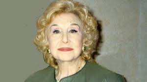 1919: nace la actriz Mary Carrillo