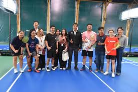สนามแบดฯ ศูนย์กีฬาเบญจกิติ เปิดบริการอีกครั้ง วันนี้ –  สํานักงานประชาสัมพันธ์