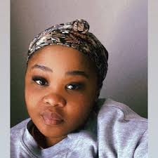 Roxanne Bergman (@12Roxy_B)