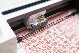 This allowed me to approximate the location of my card in design space. The Best Electronic Cutting Machines From Cricut And Silhouette For 2021 Reviews By Wirecutter