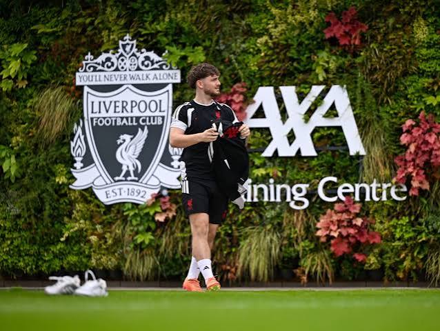 Andoni Iraola has told Harvey Elliott what he needs to hear as he makes Liverpool return - The Mirror