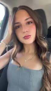 Caitlin Mchenry's Instagram, Twitter & Facebook