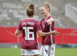 Aber die frauen wollen sich hier mal wieder einen vorteil auf dem einfachen weg erschleichen. Dfb Frauen Wollen Gegen Norwegen Nachlegen