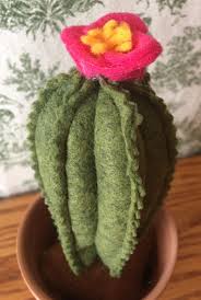 These felt cacti are fun and easy to make! How To Craft A Felt Cactus Succulent Garden Craft Picnic