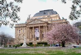 Die reihenhäuser in der mitte der reihe. Hessisches Staatstheater Wiesbaden Tickets Karten Online Kaufen Auf Adticket De