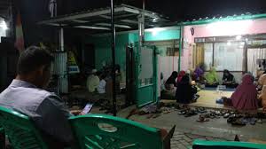 Tawasul merupakan salah satu bacaan yang. Budaya Tahlilan Dan Silaturahmi Menghibur Keluarga Yang Ditinggalkan Suara Himpunan