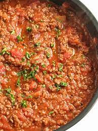 In a bowl, mix the minced beef with the cold sweated onion and garlic. Homemade Spaghetti Meat Sauce Together As Family