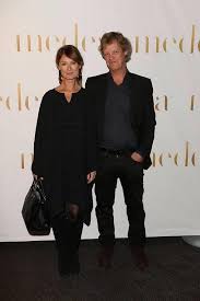 She was born in lidingö, stockholm county, and grew up in härnösand, ångermanland and trollbäcken, tyresö. Medeapriset On Twitter Gasterna Borjar Anlanda Lena Endre Och Martin Wickstrom Medeapriset Http T Co Vizgwv4g4e