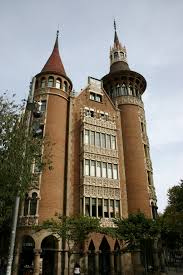 ✔ schlösser in barcelona kaufen: Datei Puig I Cadafalch Casa De Les Punxes 1 Barcelona Jpg Wikipedia