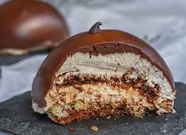Dome Chocolat Croustillant Praline Mousse Mascarpone Au Thermomix Dome Chocolat Dessert Facile A Faire Delicieux Desserts