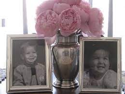 Display Baby Pictures Of Mom And Dad To Be Baby Shower Pictures Baby Shower Princess Baby Shower