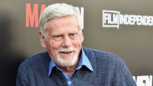 Robert Morse, two-time Tony-winning actor, dies at 90