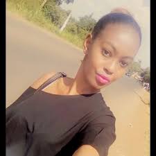 nadia Isaac (@nadianush)