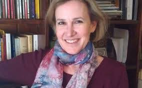 Carol Rounds's Instagram, Twitter & Facebook