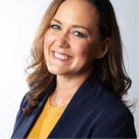 Mandi Lester's Instagram, Twitter & Facebook