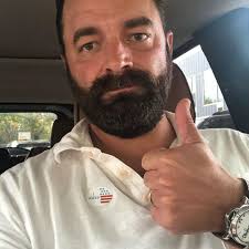 Drew Holcomb and the Neighbors