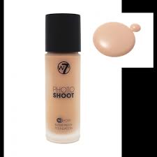 Cette base de teint enrichie en nacres réhausse l'éclat de la peau pour un fini glowy naturel ! Decouvrez La Base De Fond De Teint Liquide W7 Dans Un Joli Etui En Verre Avec Poussoir Pour Une Application Tres Facile Tenue Longue Duree Format Compact